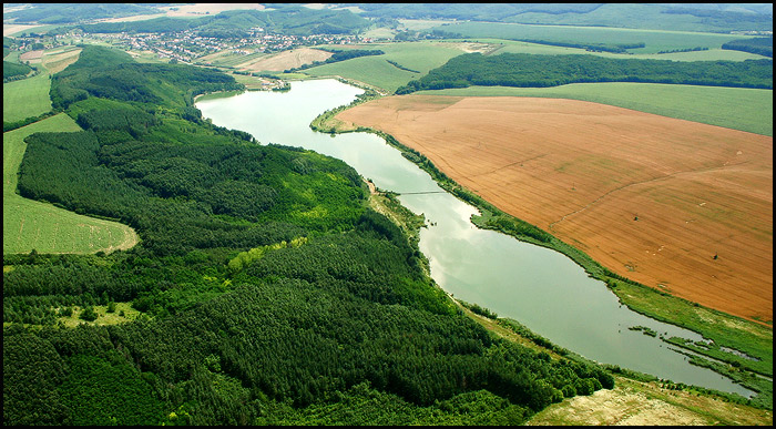 A településről